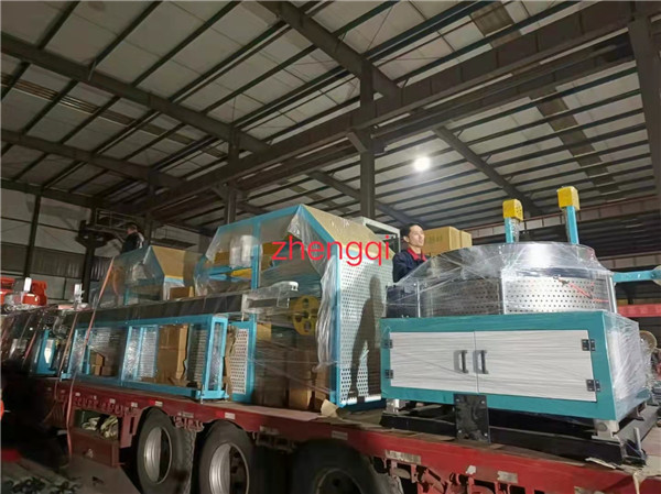 正源塑膠預(yù)祝：正奇塑機(jī)奎屯現(xiàn)場展示會(huì)圓滿成功?。?/></p><p style=